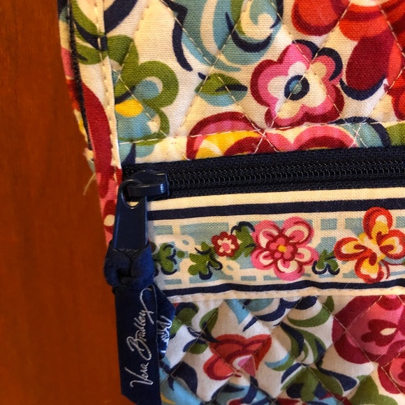Vera Bradley Bag Bright Floral Print - Picture 4 of 9